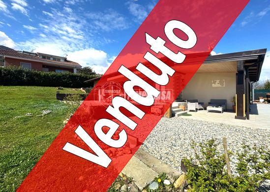 casa indipendente in vendita a La Cassa