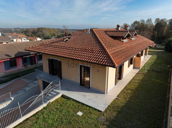 casa indipendente in vendita a La Cassa in zona Truc di Miola