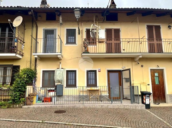 casa indipendente in vendita a La Cassa