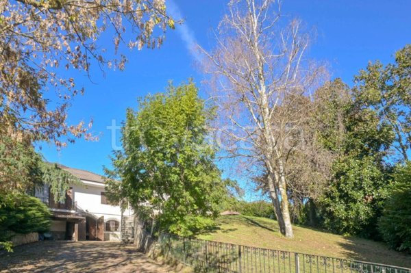 casa indipendente in vendita a La Cassa