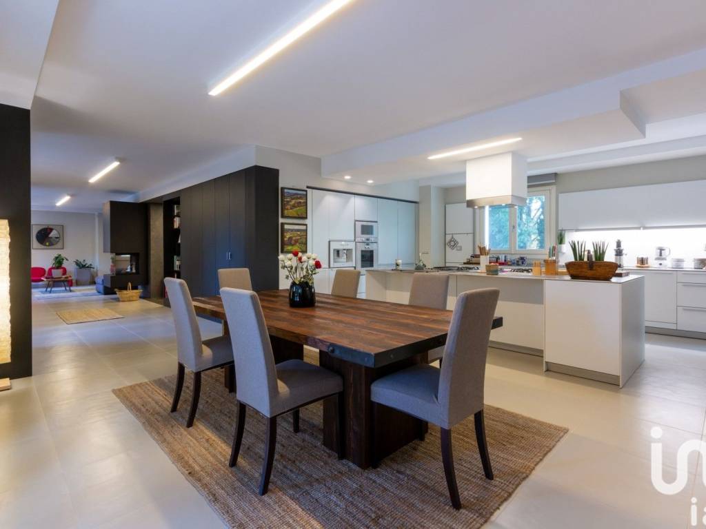 casa indipendente in vendita a La Cassa