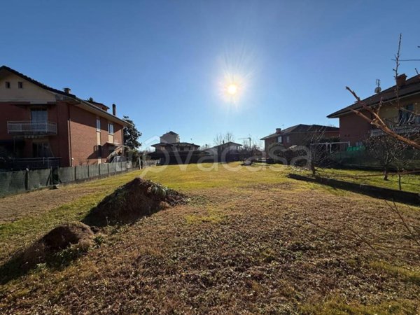 terreno edificabile in vendita a La Cassa