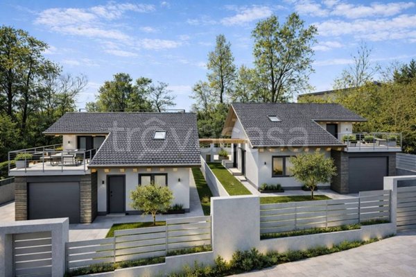 casa indipendente in vendita a La Cassa