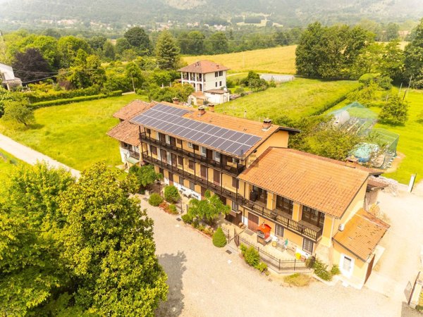 casa indipendente in vendita a La Cassa