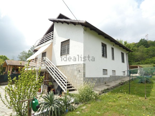casa indipendente in vendita a La Cassa