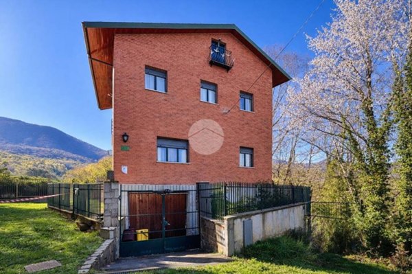casa indipendente in vendita a La Cassa in zona Truc di Miola