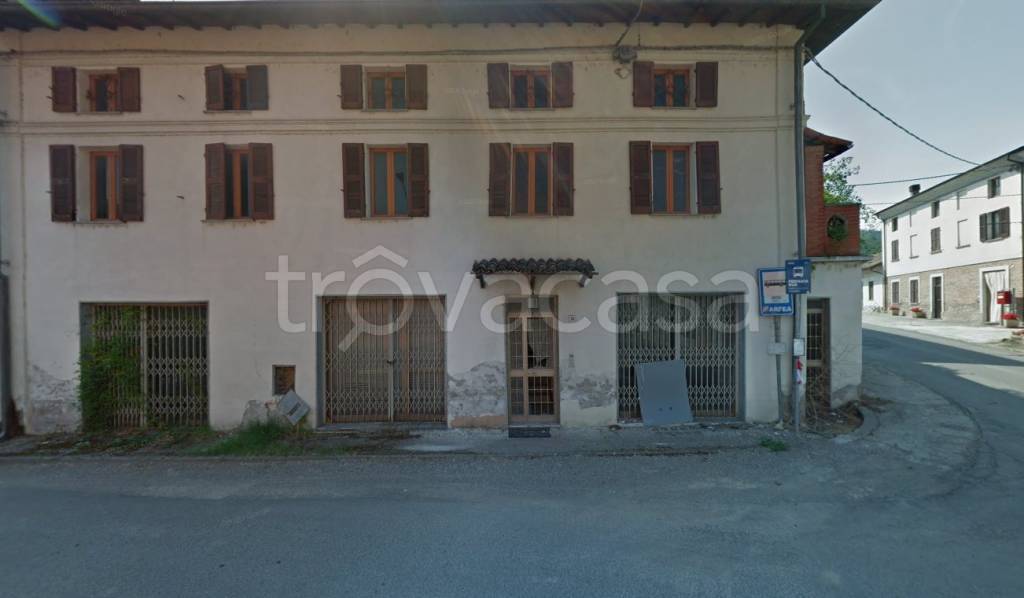 negozio in vendita a Borgo Priolo in zona Schizzola