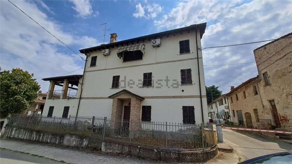 casa indipendente in vendita a Borgo Priolo in zona Òlesi