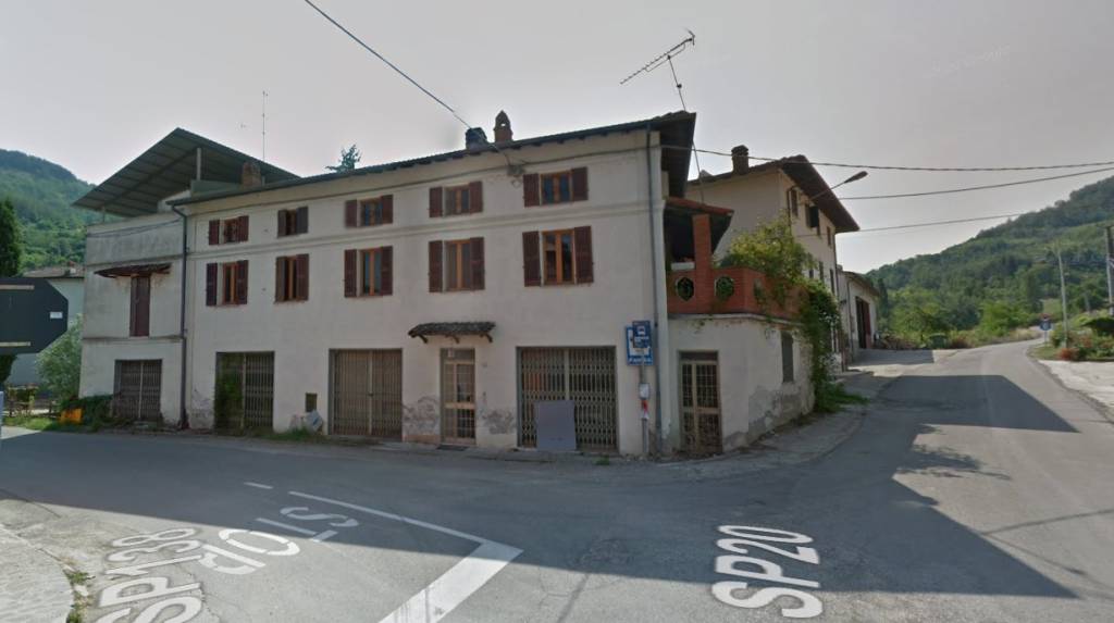 negozio in vendita a Borgo Priolo in zona Schizzola