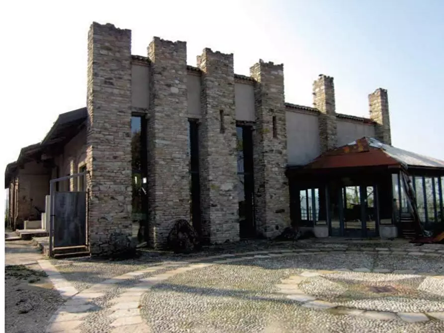 locale commerciale in vendita a Borgo Priolo in zona Stefanago