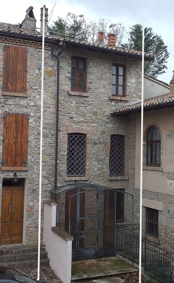 pentavano in vendita a Borgo Priolo