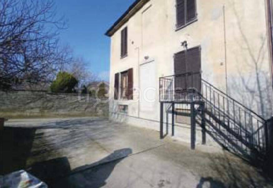 casa indipendente in vendita a Borgo Priolo in zona Schizzola