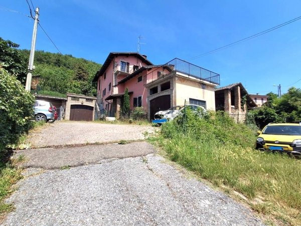 casa indipendente in vendita a Borgo Priolo in zona Schizzola