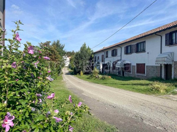 appartamento in vendita a Borgo Priolo in zona Schizzola