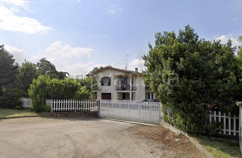 casa indipendente in vendita a Borgo Priolo in zona Schizzola
