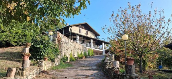 casa indipendente in vendita a Borgo Priolo in zona Schizzola