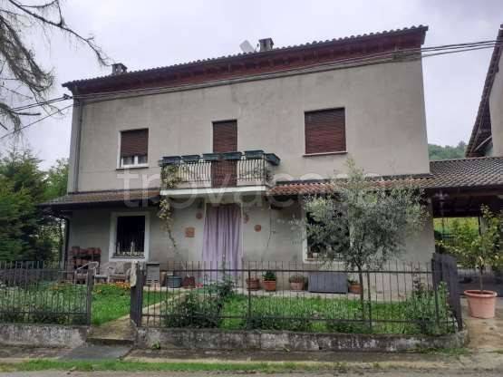 casa indipendente in vendita a Borgoratto Mormorolo
