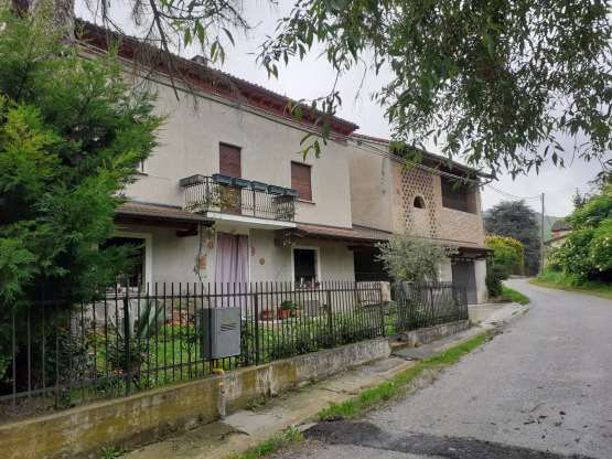appartamento in vendita a Borgoratto Mormorolo in zona Gabbione