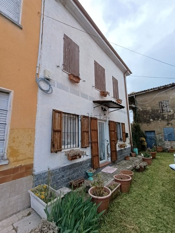 casa indipendente in vendita a Borgoratto Mormorolo