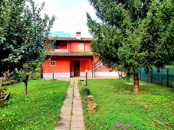 casa indipendente in vendita a Borgoratto Mormorolo in zona Gabbione