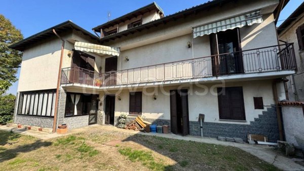 casa indipendente in vendita a Borgo San Siro