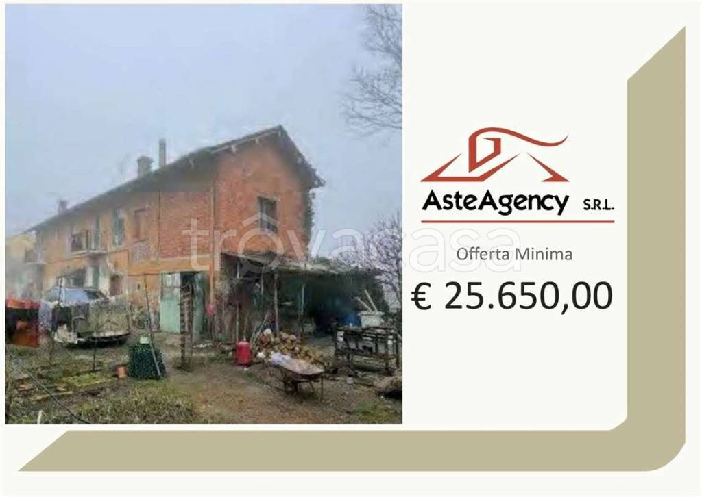 appartamento in vendita a Borgo San Siro in zona Torrazza