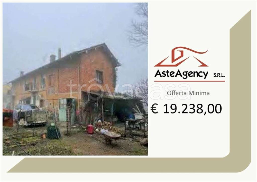 appartamento in vendita a Borgo San Siro in zona Torrazza