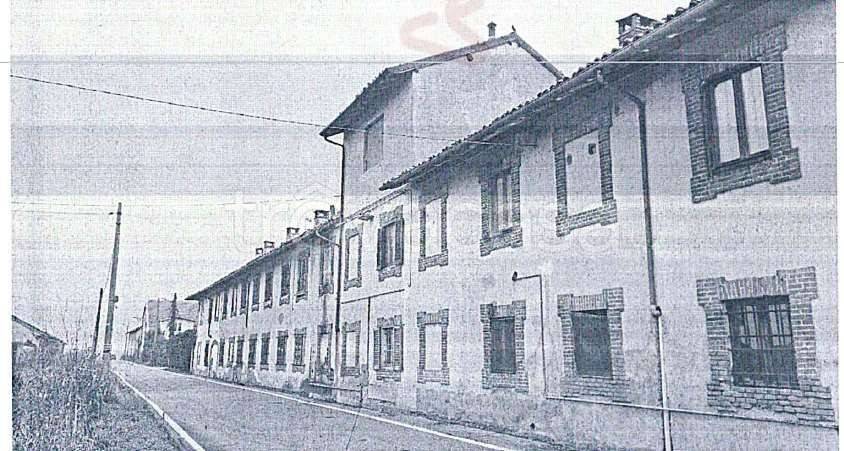 casa indipendente in vendita a Borgo San Siro in zona Torrazza