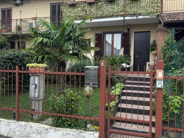 casa indipendente in vendita a Bornasco