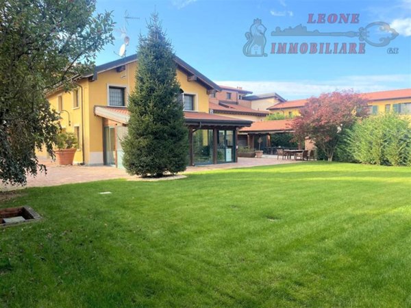 casa indipendente in vendita a Bornasco