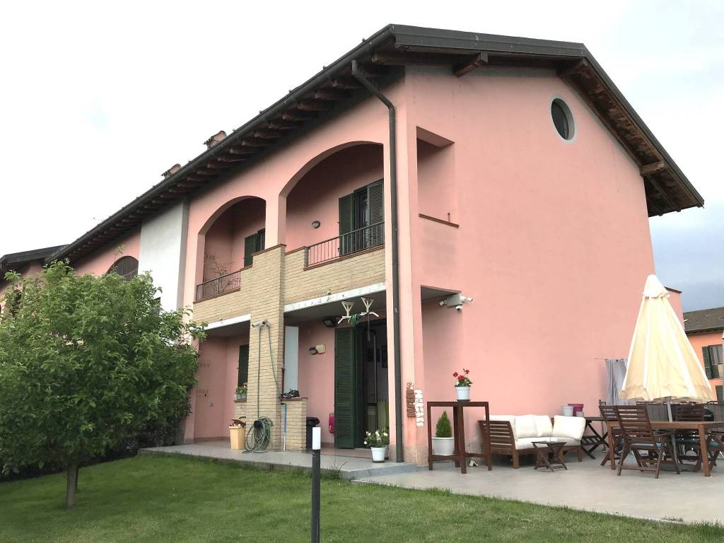 appartamento in vendita a Bornasco
