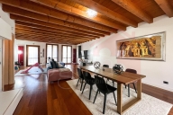 casa indipendente in vendita a Bornasco in zona Settimo