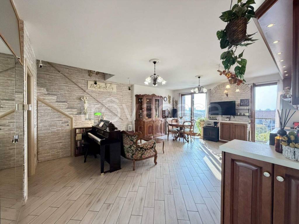 appartamento in vendita a Bornasco