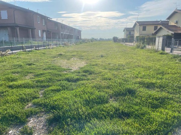 terreno edificabile in vendita a Bornasco in zona Gualdrasco