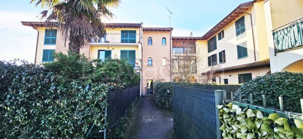 appartamento in vendita a Bornasco in zona Gualdrasco