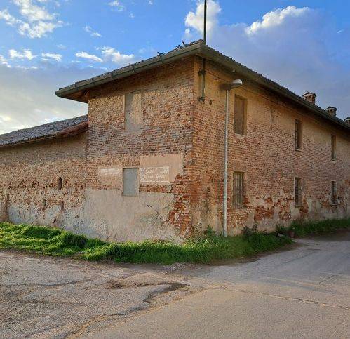 casa indipendente in vendita a Bornasco in zona Settimo