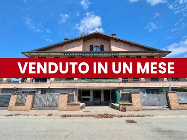appartamento in vendita a Bornasco in zona Gualdrasco