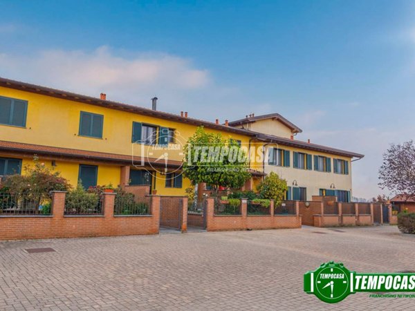 appartamento in vendita a Bornasco in zona Settimo