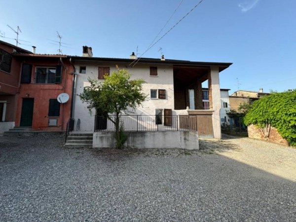 casa indipendente in vendita a Bosnasco in zona Cardazzo