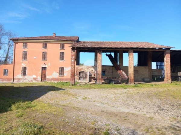 casa indipendente in vendita a Bosnasco