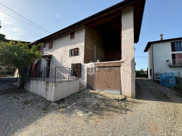 casa semindipendente in vendita a Bosnasco
