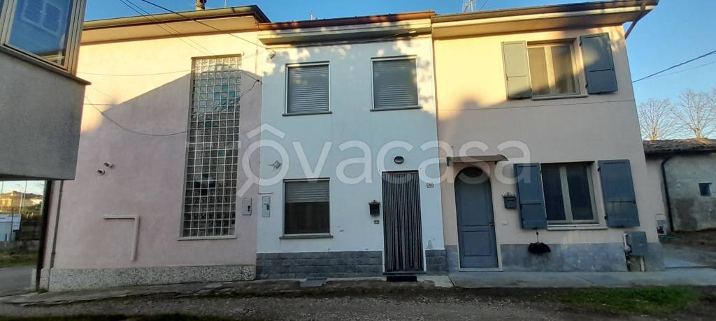 casa indipendente in vendita a Bosnasco