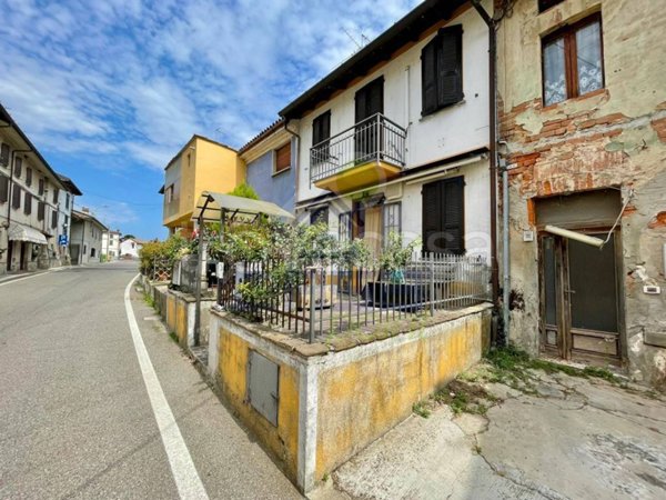 casa indipendente in vendita a Bosnasco in zona Cardazzo