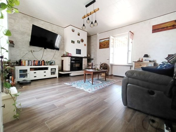 casa indipendente in vendita a Bosnasco
