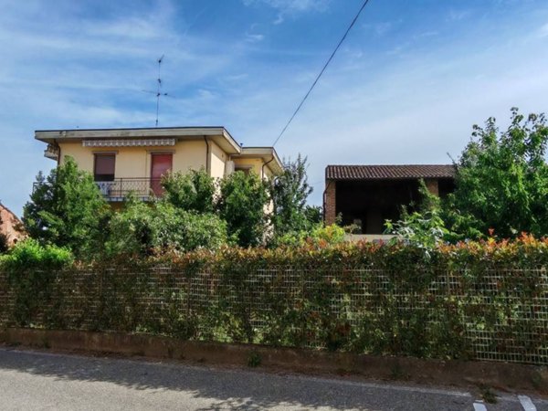 casa indipendente in vendita a Bosnasco in zona Cardazzo