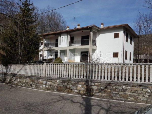 appartamento in vendita a Brallo di Pregola in zona Pregola