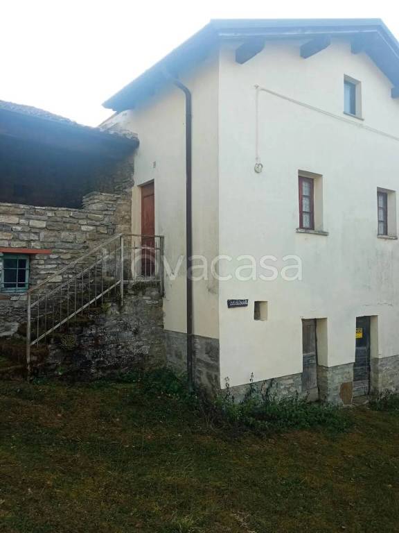 appartamento in vendita a Brallo di Pregola