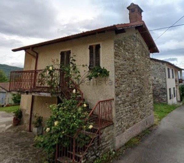 appartamento in vendita a Brallo di Pregola in zona Selva