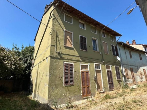casa indipendente in vendita a Breme