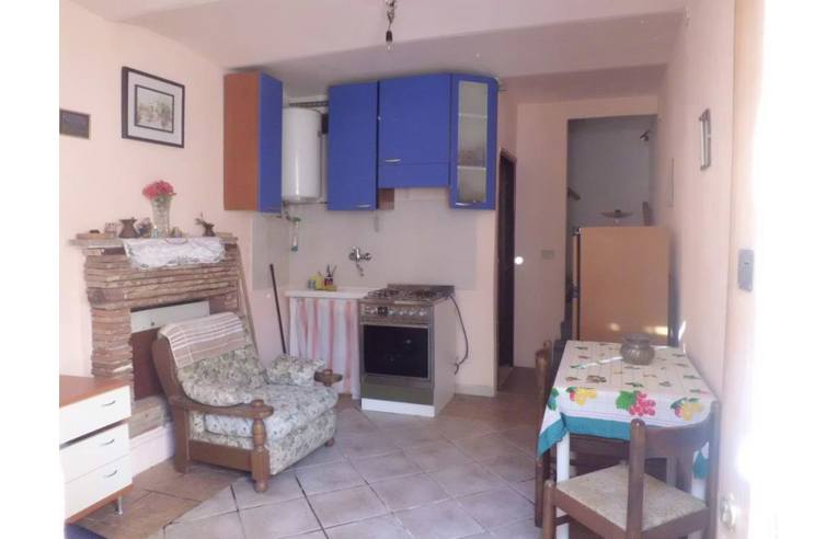 casa indipendente in vendita a Breme